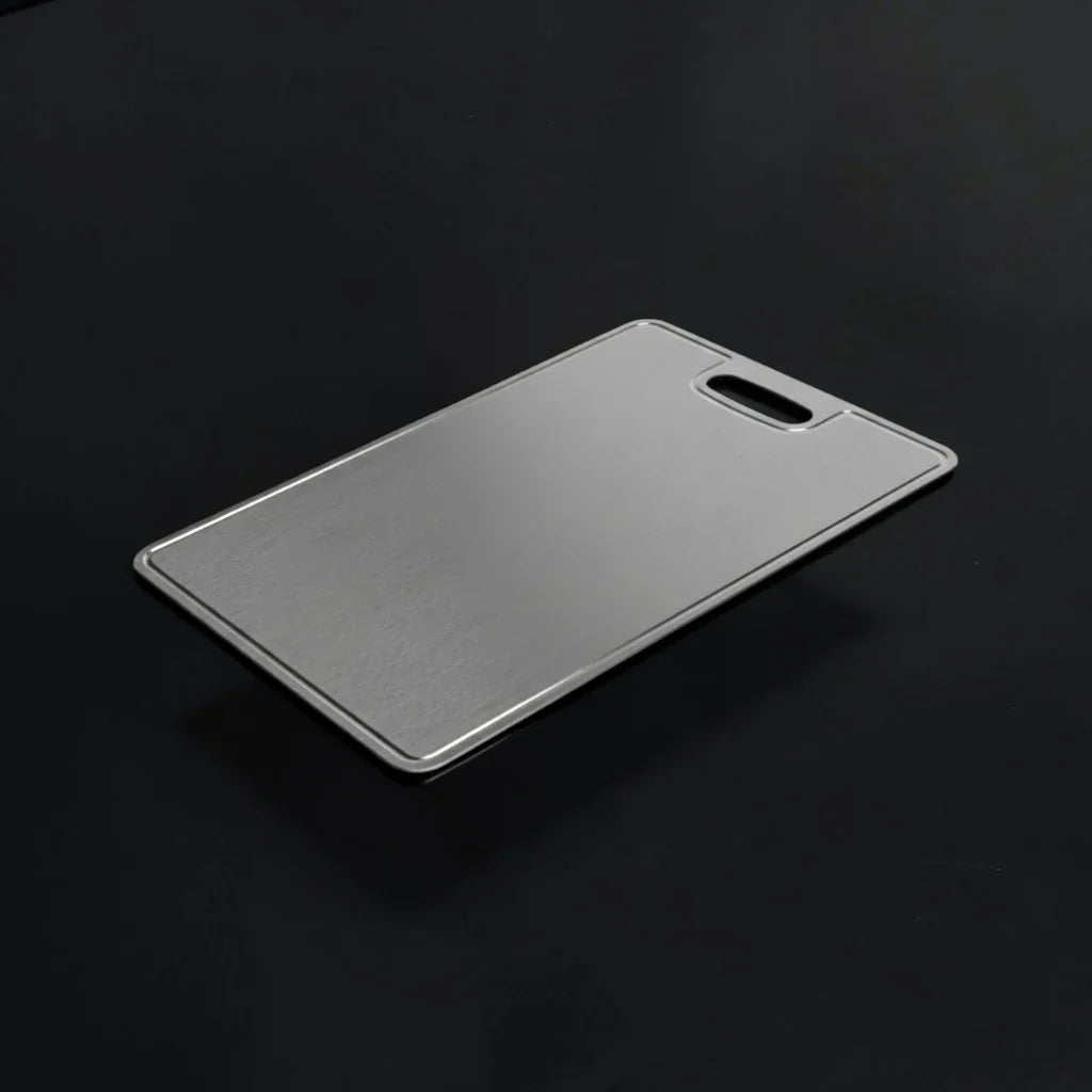 Titanium Last Pan® Snijplank Pro